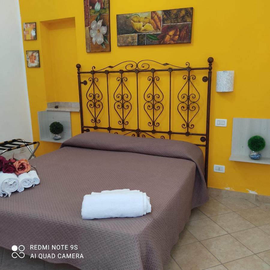 Villa Dolce Vita Rooms Castelluzzo Exteriör bild