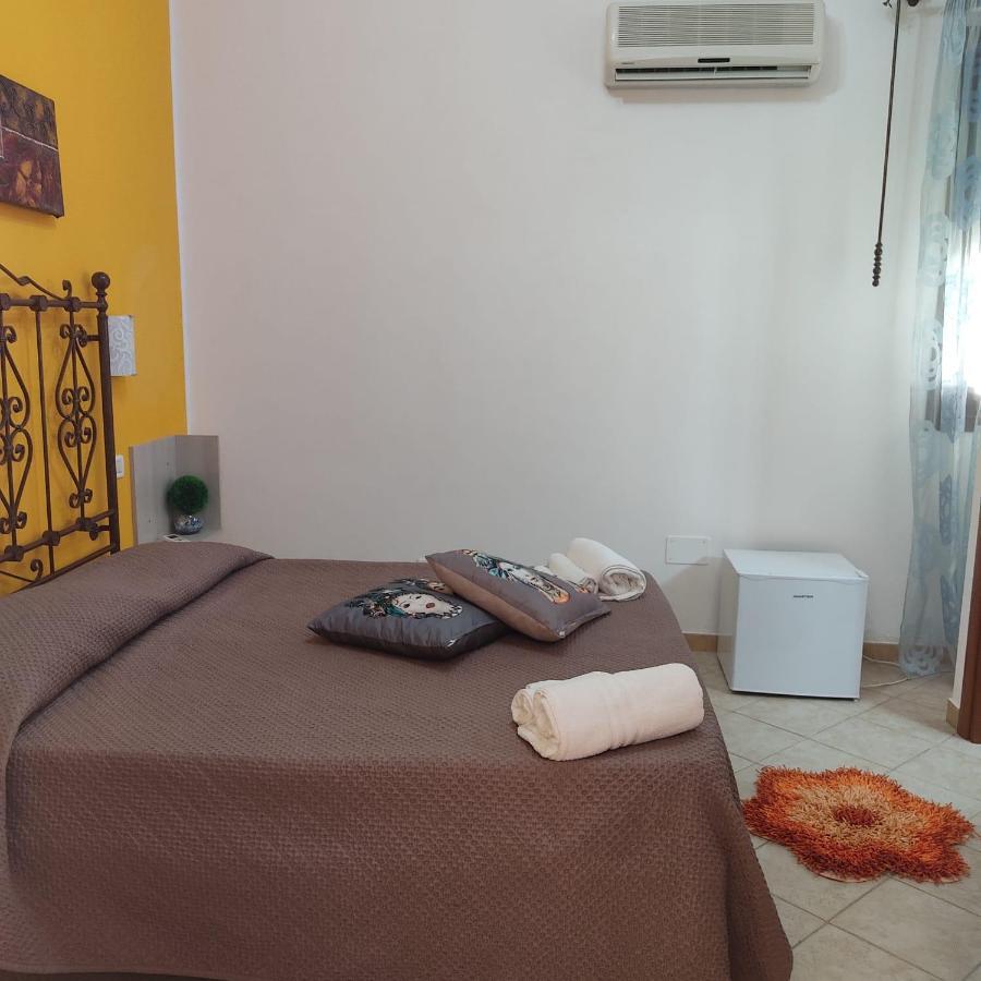 Villa Dolce Vita Rooms Castelluzzo Exteriör bild