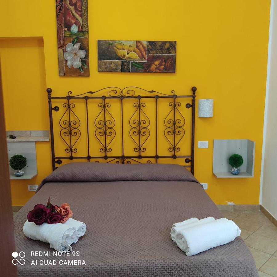 Villa Dolce Vita Rooms Castelluzzo Exteriör bild