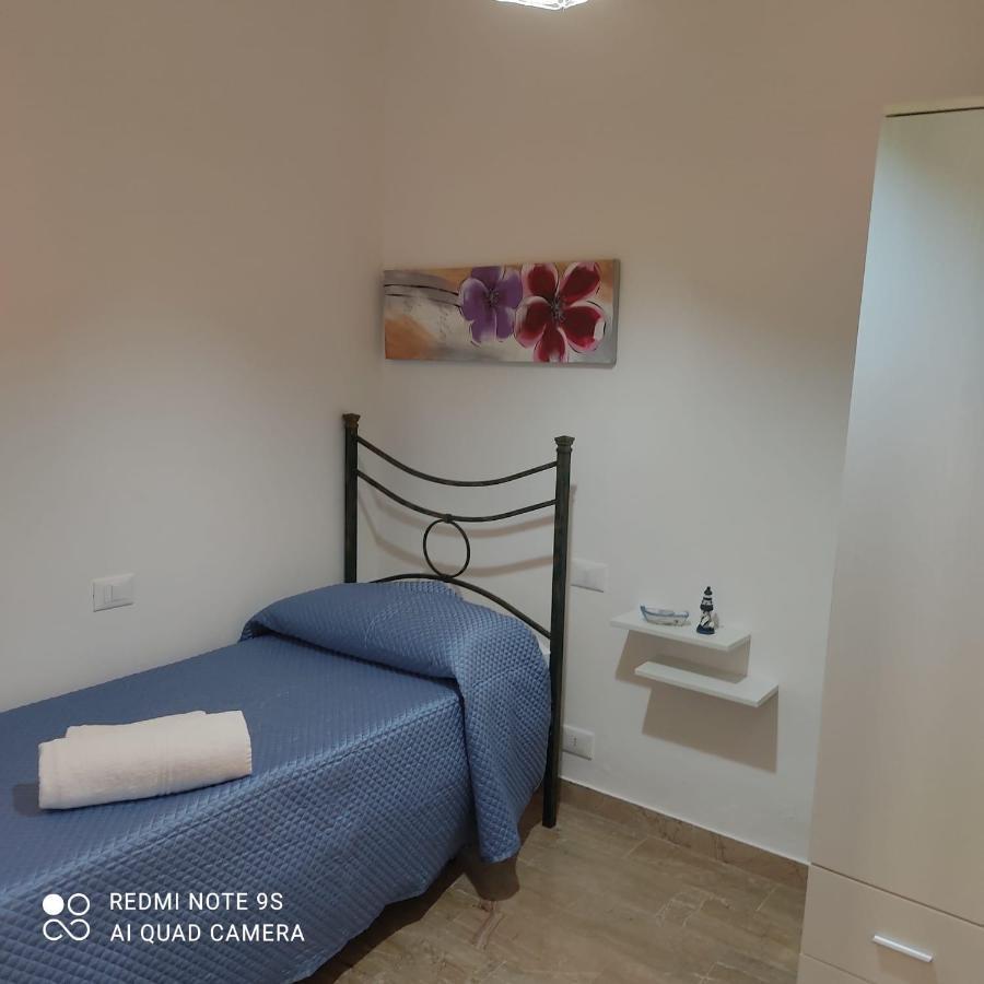 Villa Dolce Vita Rooms Castelluzzo Exteriör bild
