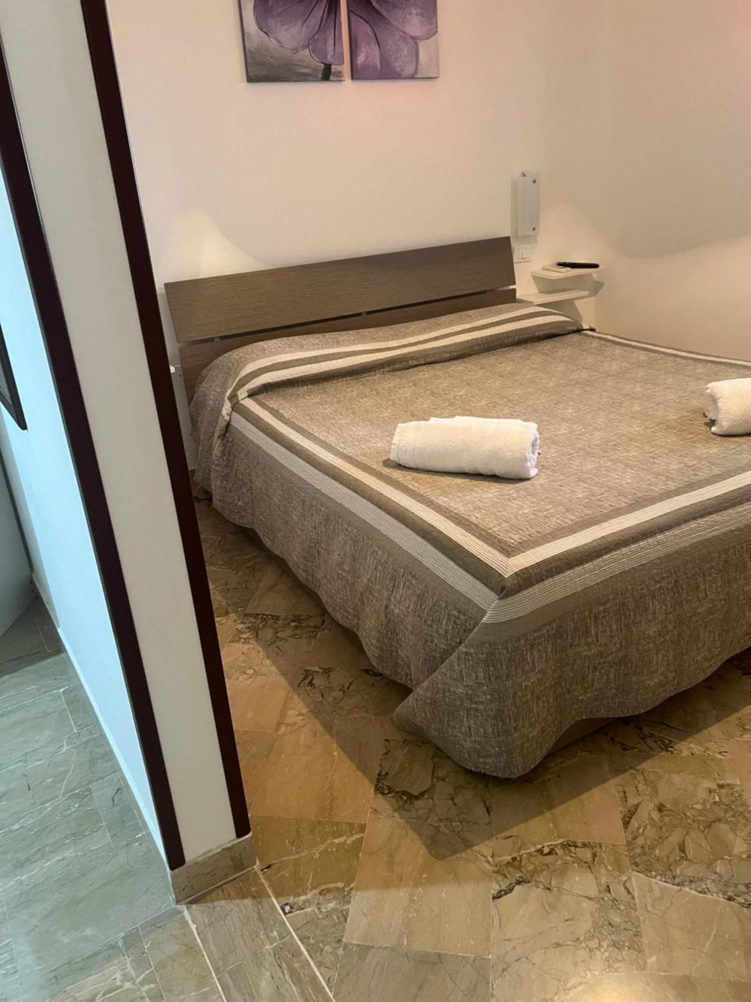 Villa Dolce Vita Rooms Castelluzzo Exteriör bild