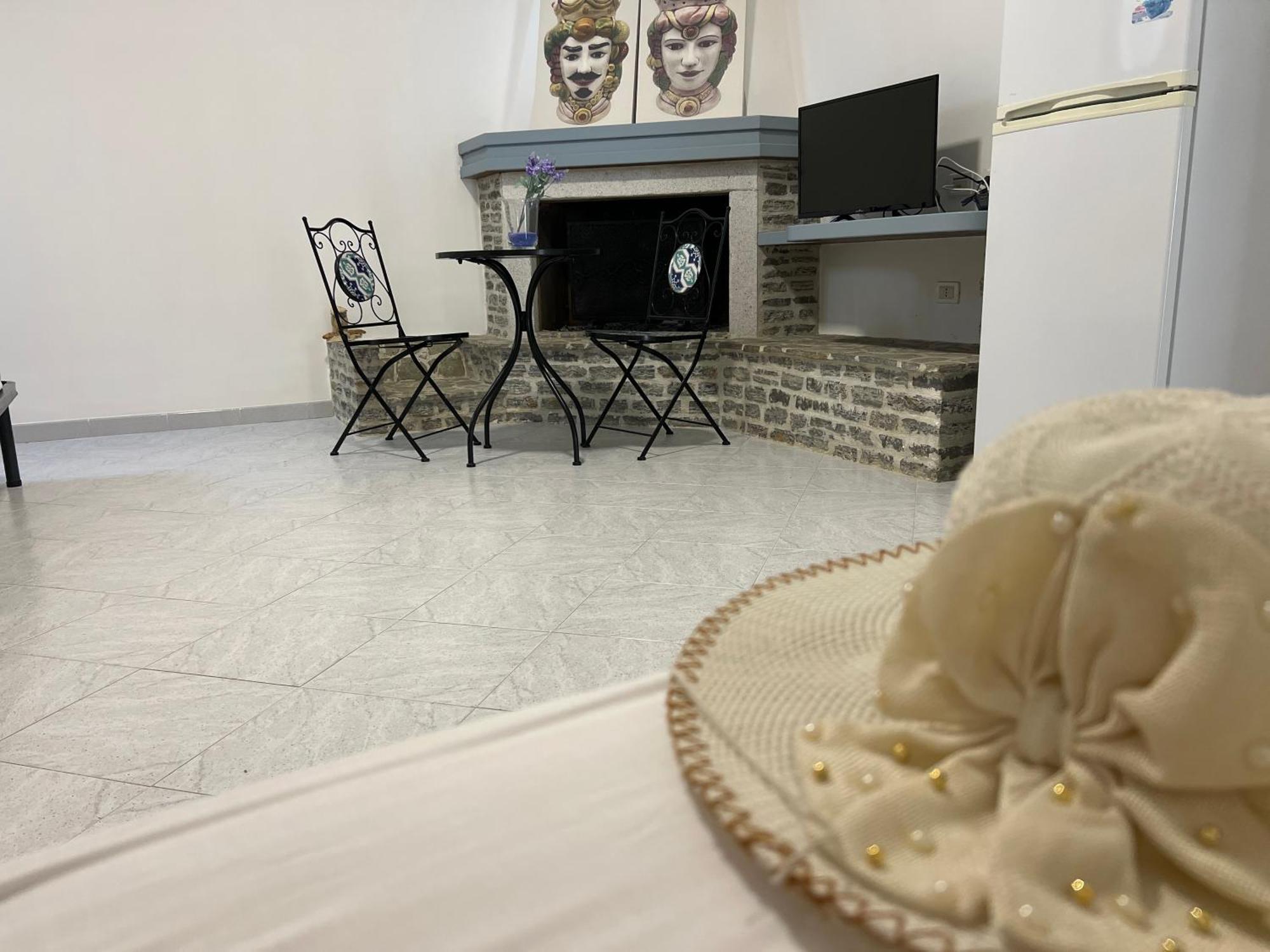 Villa Dolce Vita Rooms Castelluzzo Exteriör bild